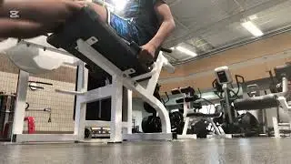 Max out two machines ￼on leg day