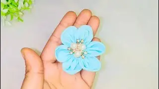 Amazing fabric flowers // diy fabric flowers at homemade// how to make clothes flower at 2 minutes.