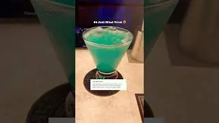 5 BEST Drinks at Oga&rsquo;s Cantina in Star Wars Land at Disney