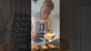 Taco cups met tacosaus.