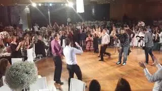 Όταν το ΧΟΡΟΣΠΙΤΟ πιάνει μπροστά...