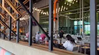 Maui Brewing indoor seating area.
