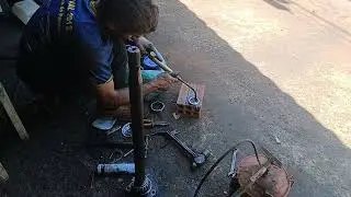Como trocar o kit de rolamento e retentor da ponta de eixo da ranger  ,f.1000 ou s10 