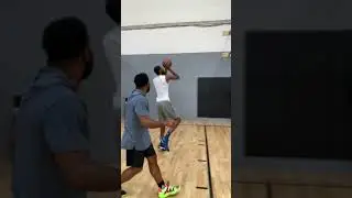 Andrew Wiggins working on ghosting into a floater 🔥 #shorts