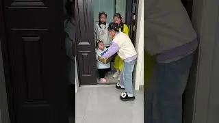 Классные вещи! Бахилы &mdash; незаменимый аксессуар на Китайский Новый год! #шорты