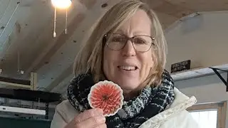 Unboxing dahlia tubers from Sunny Meadows #flowerfarm #flowerfarmer #flowerfarmerflorist #dahlias