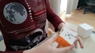 распаковка м обзор двух кубиков. Gan 13 Maglev и Moyu huameng YS 3 M.