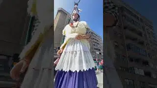 #pasacalles de #joalduna#ezpelur #comparsas#fiestaprivada#gigantes#gaiteroezpelur#burlada