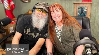 Si's Wife Divulges Exactly How the Uncle Si 'Character' Came to Be | Duck Call Room #222