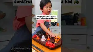 Let&rsquo;s build a construction cake! 🚜flashback when Dash was 3! #kidsbaker # #kidscakes