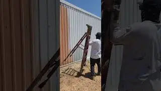 Exterior Direct To Metal 🎨 🖌 On This Metal Commercial Building.