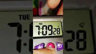 hey 👋👋☺️ alaram band karna seekh looooooo #watch #applewatch #TAKSUN