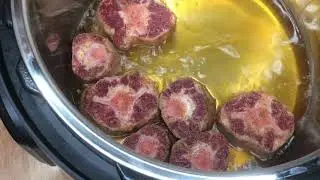 Oxtails in the Instant Pot | Quick and Easy Recipe | Pressure Cooker