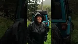 Musieliśmy się ewakuować! SZALONY kemping na wyspie Vancouver podczas burzy oceanicznej