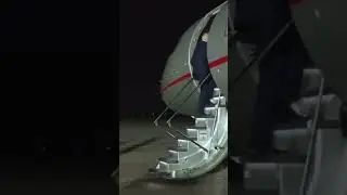 Biden Boards Wrong Plane - Voiceover #shorts