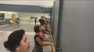 Seniors release their inner swans with ballet class