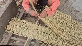 Thatch-maker