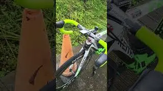 My light weight ROAD BIKE KEITH full carbon..