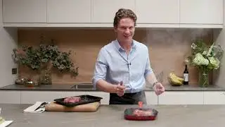 Grilled Ribeye steak with asparagus and Béarnaise sauce