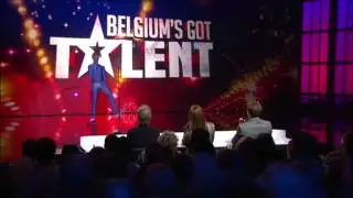 Eugène brengt een lint-act | Tegen De Sterren Op | VTM