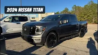 2024 Nissan Titan SV Midnight Edition G6028