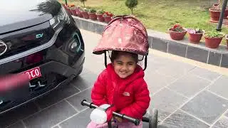 Evaan and Rayna playing cycle 