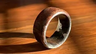 Wood turning - Rhodesian teak wood and black pearl resin