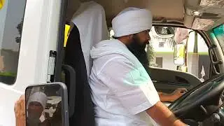 🙏जयगुरुदेव 🙏संगत जौनपुर की  नई ट्रक (TATA  EX1918 T)का उद्घाटन करते हुए पूज्य महाराज जी #bhajan