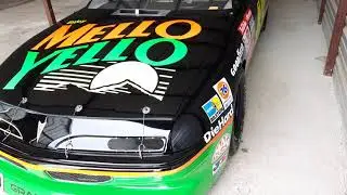 Quick walk around of my 1991 Kyle Petty Mello Yello Pontiac Grand Prix