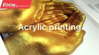 FocusInc Alpha-Jet uv printer printing on arcylic with bright colors and fast printing!