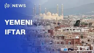 Yemenis gather for Ramadan iftar at Sanaa mosque