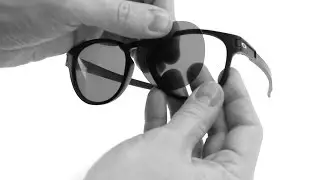 Oakley Latch Lens Replacement & Installation Instructions