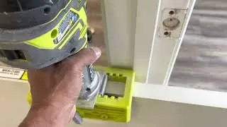 How to install hinges and use Ryobi router