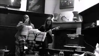 Gosia Janek & Artur King @ The Builders Arms: 'Wade in the Water'/'Hit the Road Jack'