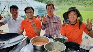 비오는날에 부침개와 다슬기