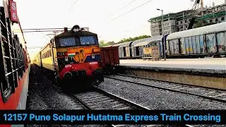 12157 Pune Solapur Hutatma Express Train Crossing at Loni Station