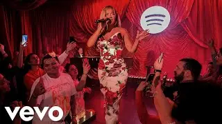 KAROL G - Dile Luna (En Vivo) | Versión Sola