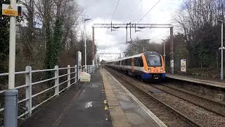 Class 710 clasp at Highams park