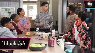 Dre&rsquo;s History Lesson - black-ish