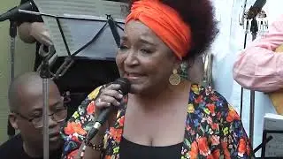 Canelita y Trina Medina    La Rosa oriental