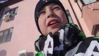 Катаемся на ватрушках с друзьями