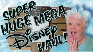 UNBOXING! My SUPER HUGE MEGA Disney HAUL! Loungefly Dooney Christmas !!!