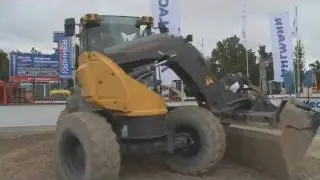 Leiser AG, Baumaschinen, Schwenklader Ahlmann AS 900