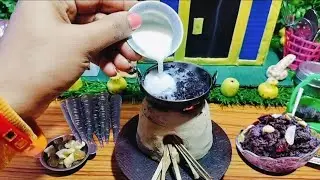 Mini kitchen with gajar ka halwa or puri#minivlog #food #viral #cooking #howtomakecakecreamathome 
