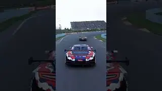 Leader Crashes In To The Pitlane