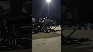 Car Hauling gross weight with 5 Rivians #cat #scale #carhauling