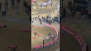 What a crazy race at Paris Supercross 2024🔥 #foryou #motocross #dirtbike #mx