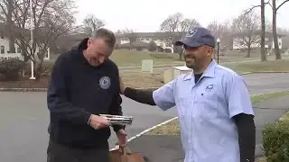 Postal worker getting hero's recognition for saving man from fire