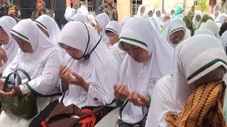 Do'a   KH. Tubagus Al Mubarokh Bikin Nangis Semua Jama'ah Manaqib Kubro