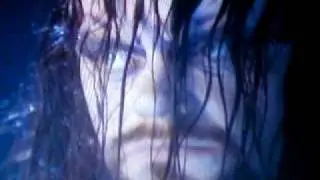 Taker & Sid face to face WM13